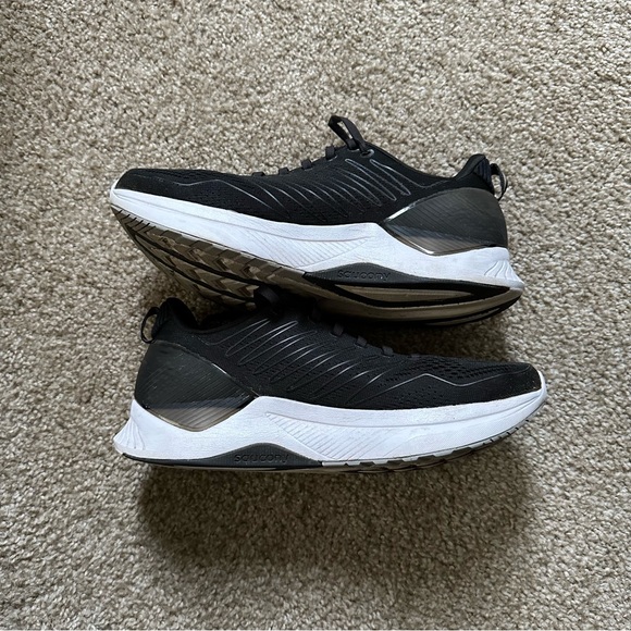 Saucony Endorphin Shift Running Shoes - Picture 5 of 7